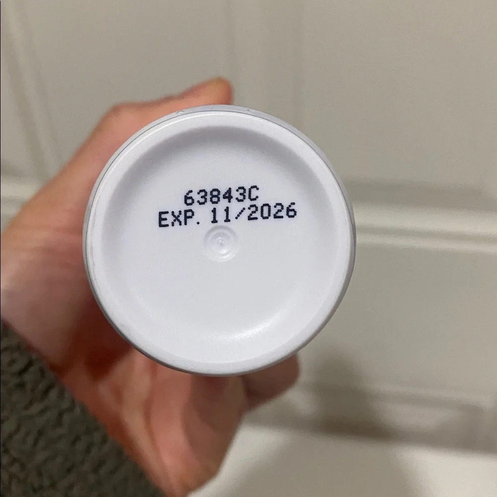 New and sealed DRMTLGY Universal Tinted Moisturizer SPF 46 - Picture 9 of 10